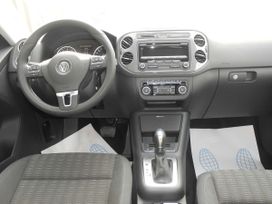 SUV   Volkswagen Tiguan 2012 , 952484 , 