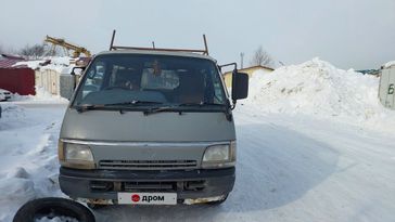 Минивэн или однообъемник Toyota Hiace 1997 года, 200000 рублей, Южно-Сахалинск