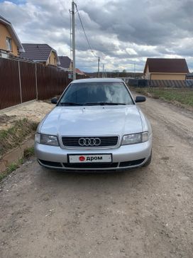  Audi A4 1995 , 210000 , 