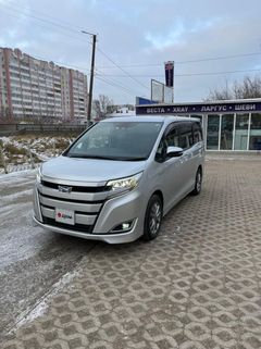 Минивэн или однообъемник Toyota Noah 2019 года, 2550000 рублей, Киров
