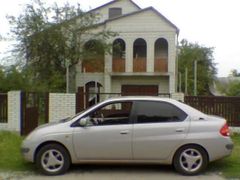 Седан Toyota Prius 1998 года, 480000 рублей, Краснодар
