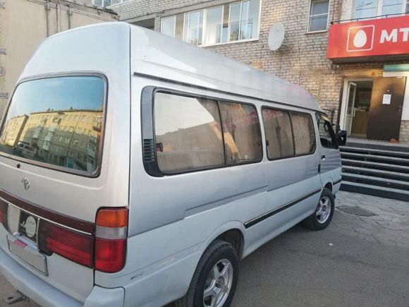    Toyota Hiace 2000 , 320000 , 