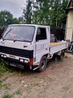Бортовой грузовик Mazda Titan 1987 года, 100000 рублей, Алдан