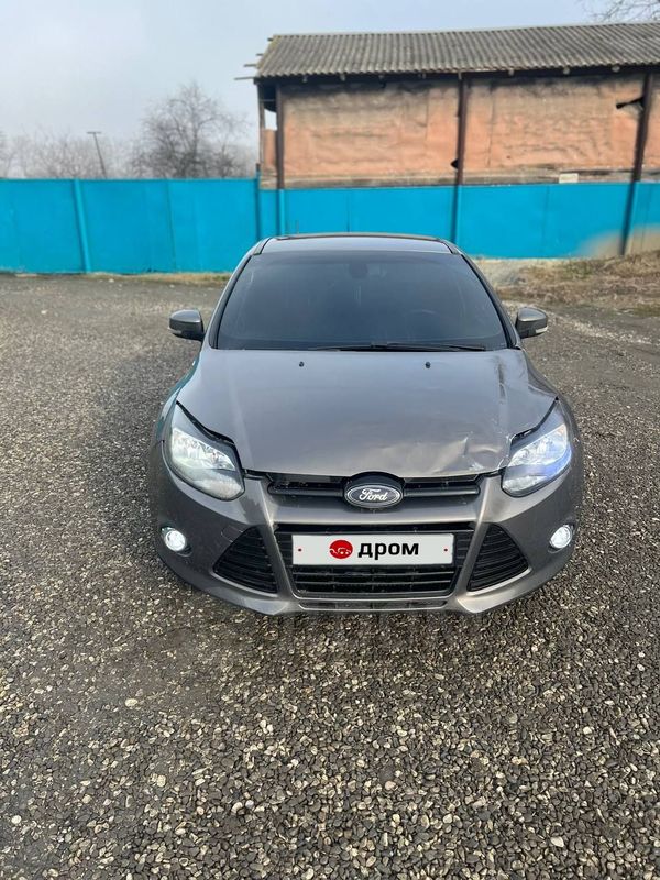  Ford Focus 2012 , 560000 ,  