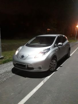  Nissan Leaf 2011 , 425000 , 