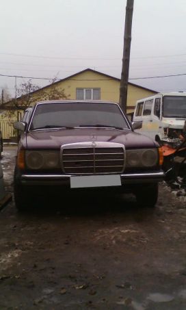  Mercedes-Benz E-Class 1983 , 115000 , 