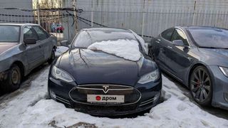 Лифтбек Tesla Model S 2014 года, 1701000 рублей, Санкт-Петербург