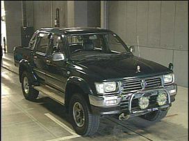  Toyota Hilux 1995 , 329000 , 