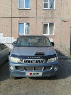 Минивэн или однообъемник Hyundai Starex 2001 года, 580000 рублей, Красноярск