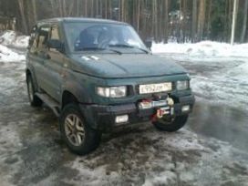 SUV      2004 , 330000 , 