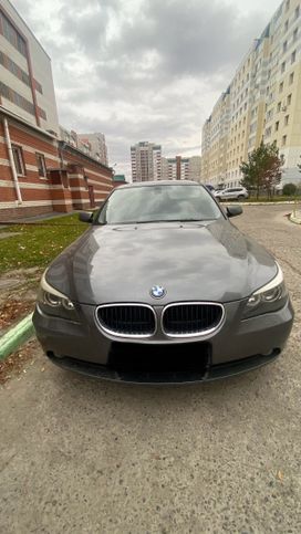 Седан BMW 5-Series 2004 года, 1150000 рублей, Барнаул