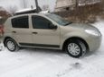  Renault Sandero 2011 , 330000 , 