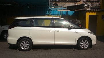    Toyota Previa 2010 , 1275000 , 