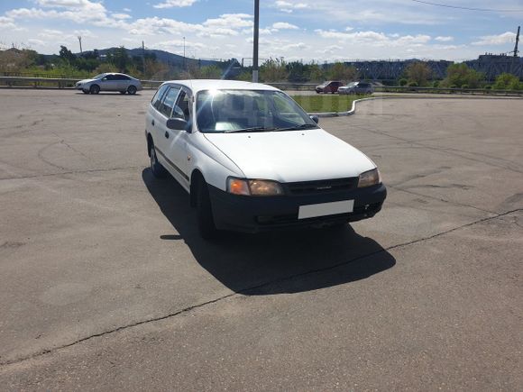  Toyota Caldina 2000 , 130000 , 