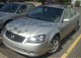  Nissan Altima 2005 , 590000 , 