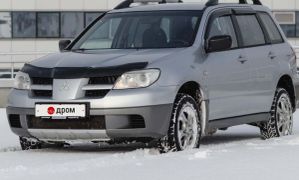 SUV или внедорожник Mitsubishi Outlander 2005 года, 675000 рублей, Минск