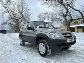 SUV или внедорожник Chevrolet Niva 2015 года, 750000 рублей, Екатеринбург