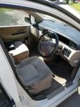    Nissan Liberty 2001 , 275000 , 