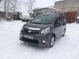    Toyota Noah 2010 , 900000 , 