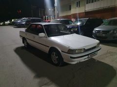 Седан Toyota Camry 1988 года, 190000 рублей, Иркутск