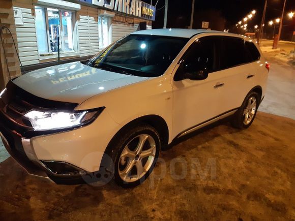 SUV   Mitsubishi Outlander 2017 , 1450000 , 