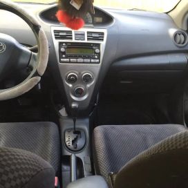  Toyota Yaris 2006 , 280000 , 