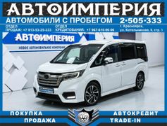 Минивэн или однообъемник Honda Stepwgn 2017 года, 2353000 рублей, Красноярск