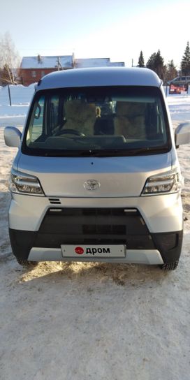 Минивэн или однообъемник Toyota Pixis Van 2020 года, 1050500 рублей, Новосибирск