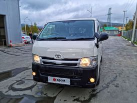 Минивэн или однообъемник Toyota Regius Ace 2013 года, 1900000 рублей, Южно-Сахалинск