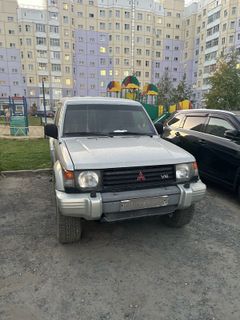 SUV или внедорожник Mitsubishi Pajero 1993 года, 400000 рублей, Нижневартовск