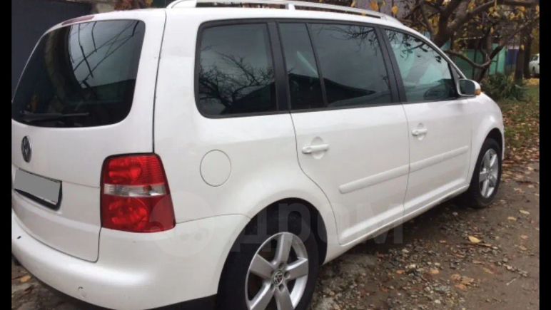    Volkswagen Touran 2005 , 360000 , 