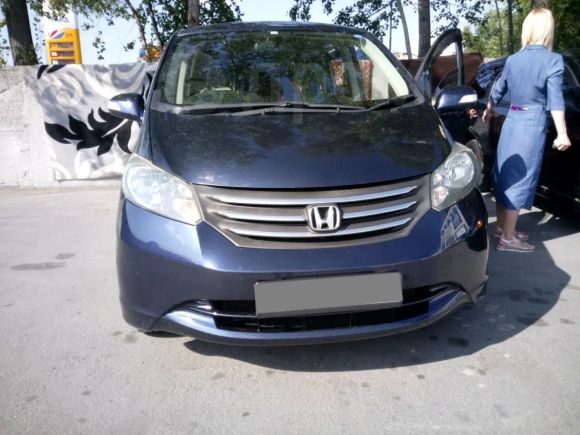    Honda Freed 2009 , 630000 , 