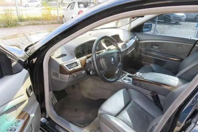  BMW 7-Series 2002 , 429000 , 