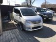    Nissan Serena 2012 , 830000 , 