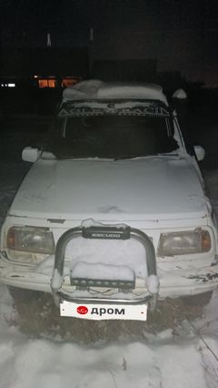 Внедорожник 3 двери Suzuki Escudo 1996 года, 300000 рублей, Якутск