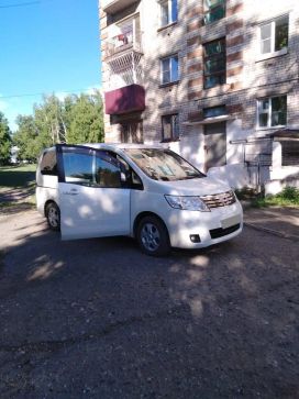    Nissan Serena 2008 , 550000 , 