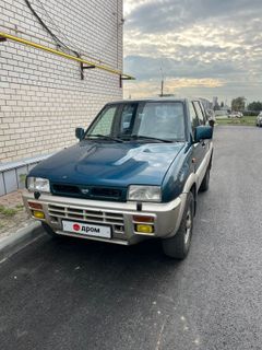 SUV или внедорожник Nissan Terrano II 1995 года, 350000 рублей, Барнаул