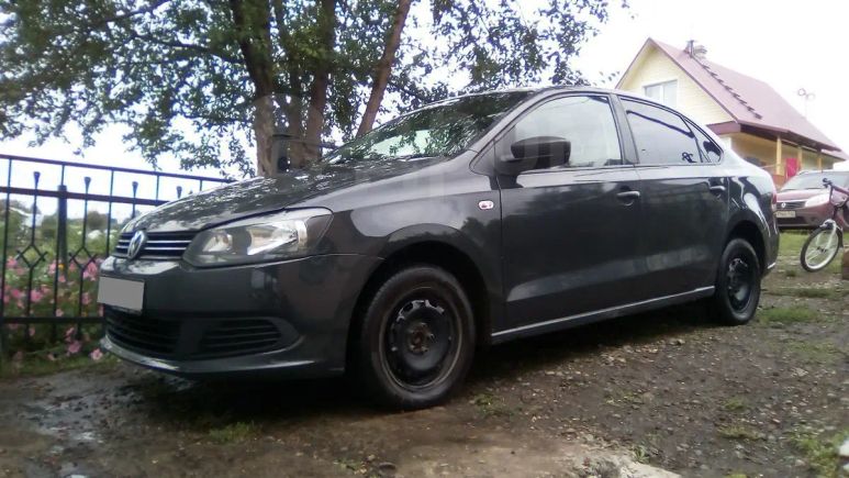  Volkswagen Polo 2012 , 400000 , 