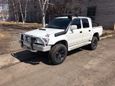  Toyota Hilux 2000 , 900000 , 