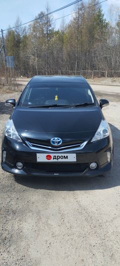 Минивэн или однообъемник Toyota Prius Alpha 2012 года, 1200000 рублей, Нерюнгри