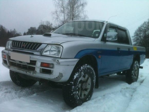  Mitsubishi L200 2000 , 302000 , 