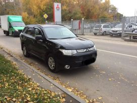 SUV   Mitsubishi Outlander 2013 , 640000 , 