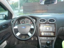  Ford Focus 2005 , 300000 , --