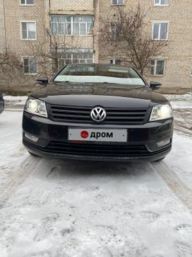  Volkswagen Passat 2011 , 990000 , 