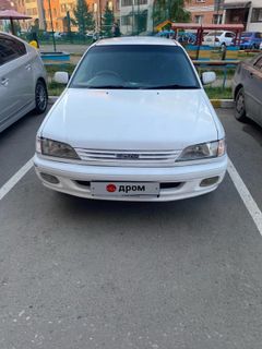 Седан Toyota Carina 1997 года, 300000 рублей, Омск