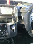    Toyota Voxy 2011 , 940000 , 