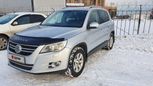 SUV   Volkswagen Tiguan 2009 , 649000 , -