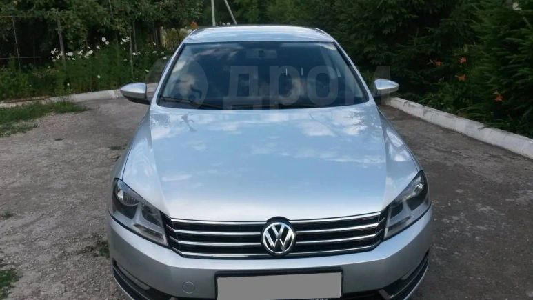  Volkswagen Passat 2011 , 730000 , 