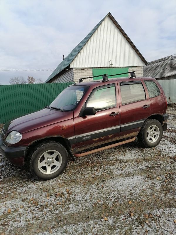 SUV   Chevrolet Niva 2004 , 180000 , 