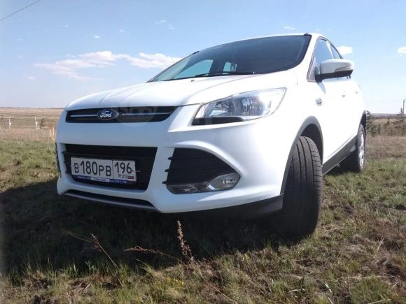 SUV   Ford Kuga 2014 , 900000 , 